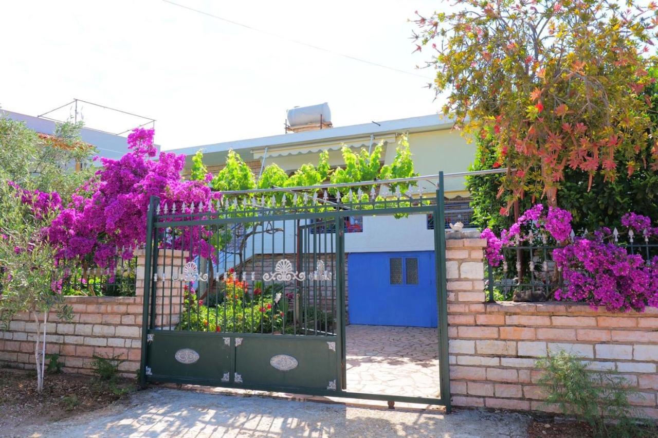 Vita Apartment - Spacious Garden And Balcony 5 Min To Beach & Center Ksamil Luaran gambar