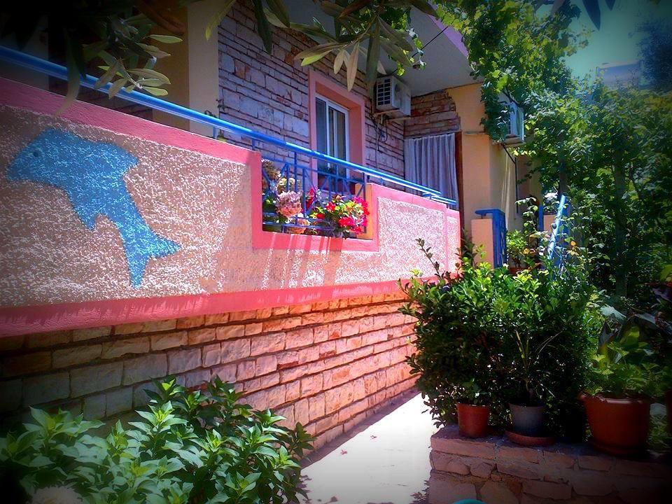 Vita Apartment - Spacious Garden And Balcony 5 Min To Beach & Center Ksamil Luaran gambar