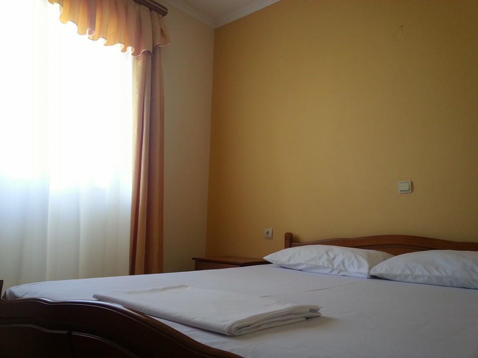 Vita Apartment - Spacious Garden And Balcony 5 Min To Beach & Center Ksamil Luaran gambar